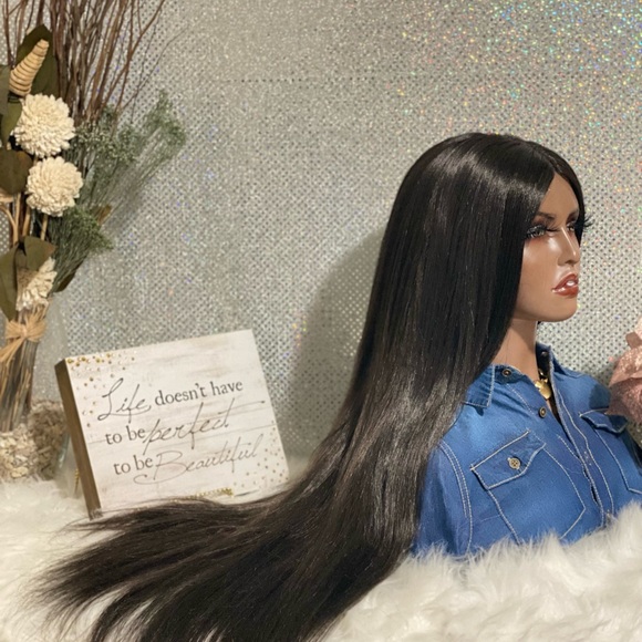 🔥New 28” Sexy Maya Frontal Closure T-Part Premium Human Hair Blend Wig🔥 - Picture 8 of 12